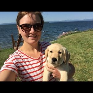 Meet your Posher, Emily